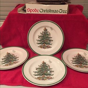 Spode Christmas tree dinner plates